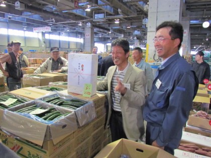 産地関係者の方は笑顔でした!