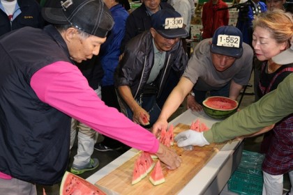 試食の様子